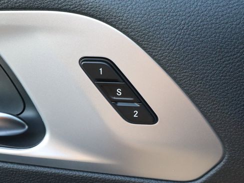 New 2026 Chrysler Pacifica Limited w/ S Appearance Package image 11