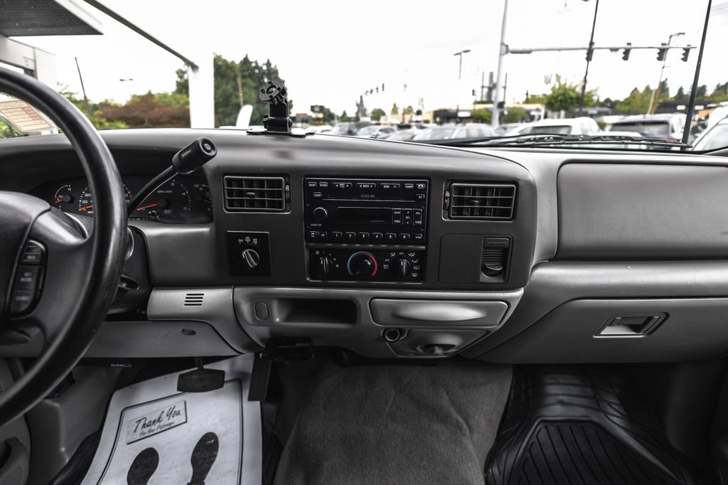 Used 2002 Ford F250 XLT AWD/4WD image 21