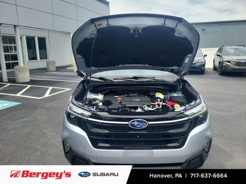Certified 2025 Subaru Forester Touring w/ Touring Package AWD/4WD image 15