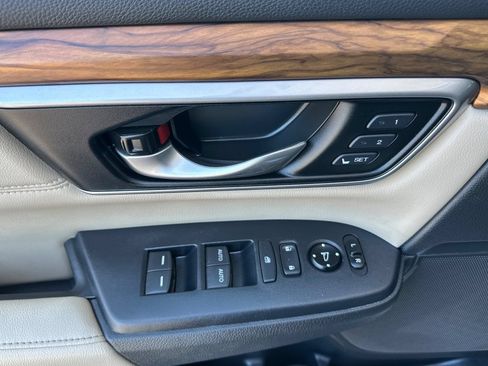 Used 2018 Honda CR-V EX-L image 11