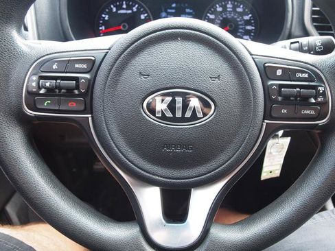 Used 2018 Kia Sportage LX FWD image 9