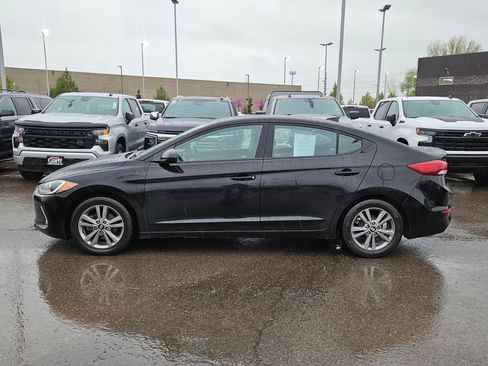 Used 2017 Hyundai Elantra Value Edition w/ Cargo Package image 7