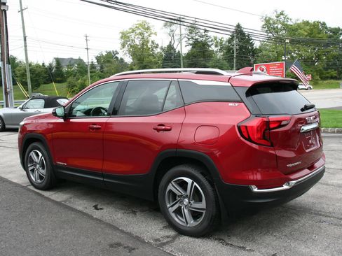 Used 2020 GMC Terrain SLT w/ Preferred Package AWD/4WD image 3