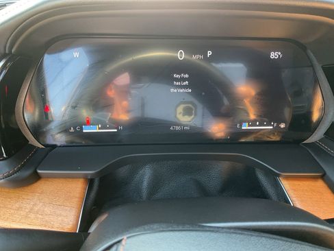 Used 2022 Jeep Grand Cherokee Summit AWD/4WD image 16