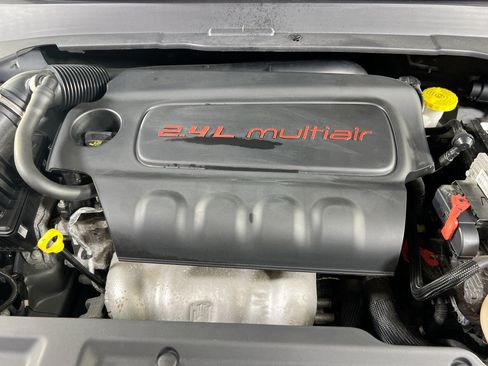Used 2022 Jeep Compass High Altitude AWD/4WD image 29