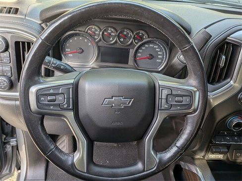 Used 2019 Chevrolet Silverado 1500 RST image 17