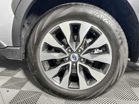 Used 2025 Subaru Outback Limited XT w/ Tech Package 2 AWD/4WD image 19