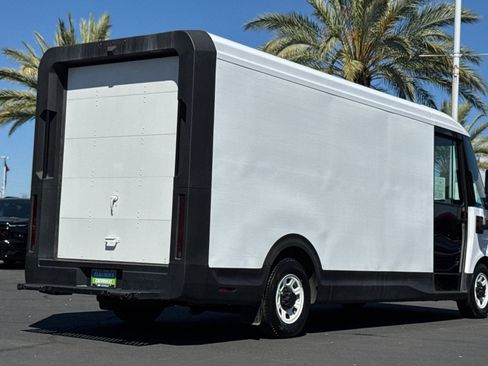 Used 2023 Chevrolet Brightdrop 600 w/ Active Safety Package 2 AWD/4WD image 3