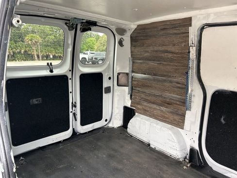 Used 2019 Nissan NV200 SV w/ Back Door Glass Package image 38