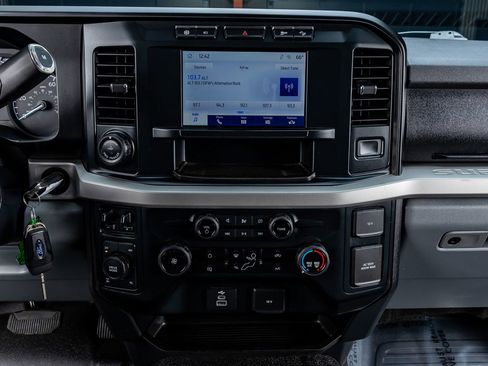 Used 2023 Ford F350 XLT w/ 360-Degree Camera Package AWD/4WD image 21