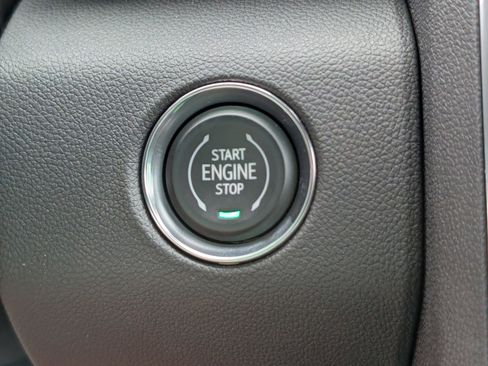 New 2026 GMC Acadia Elevation image 29