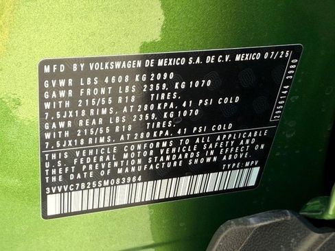 New 2025 Volkswagen Taos SE image 16