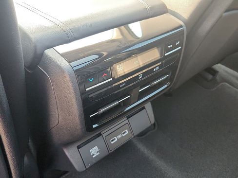 Certified 2023 Acura MDX image 12