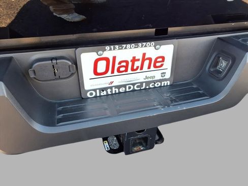 Used 2025 Toyota Tacoma TRD Off-Road image 26