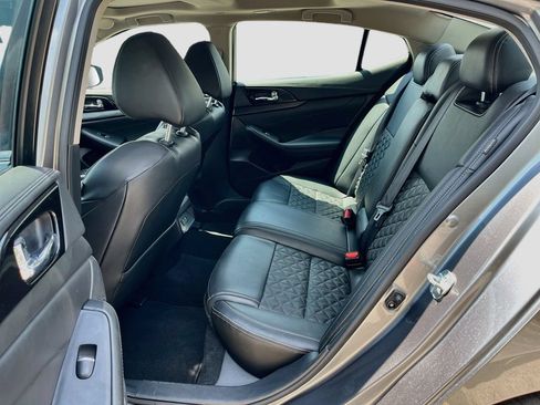 Used 2021 Nissan Maxima Platinum w/ Sport Mat Group FWD image 26