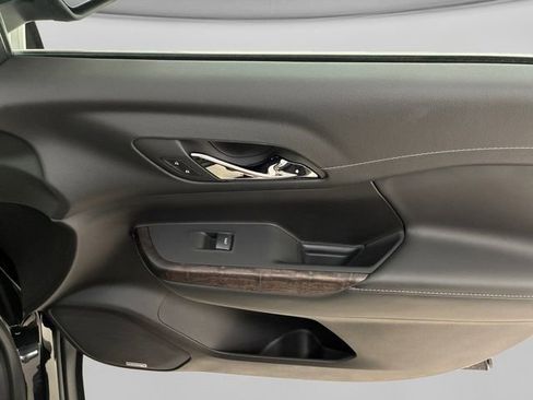 Used 2023 GMC Acadia Denali w/ Denali Ultimate Package image 15