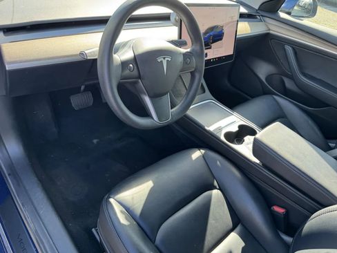 Used 2023 Tesla Model 3 Standard Range image 10
