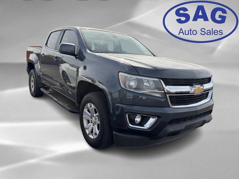 Used 2020 Chevrolet Colorado LT w/ LT Convenience Package image 2