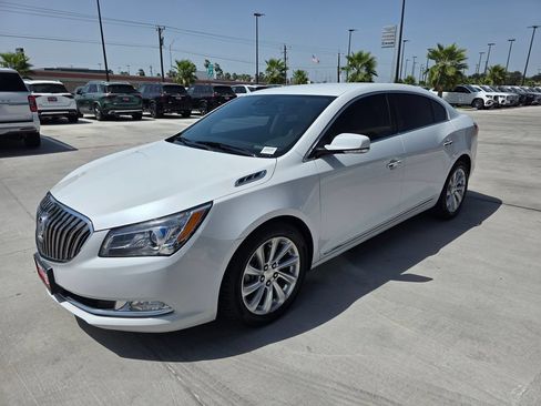 Used 2016 Buick LaCrosse Leather w/ Experience Buick Package FWD image 4