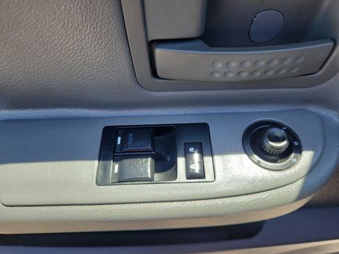 Used 2009 Dodge Dakota Big Horn w/ Extra Security Group RWD image 16