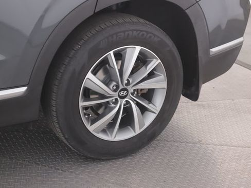 Used 2020 Hyundai Santa Fe SEL w/ Convenience + Premium Package FWD image 14