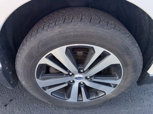 Used 2019 Subaru Outback 2.5i Limited w/ Popular Package #2 image 30