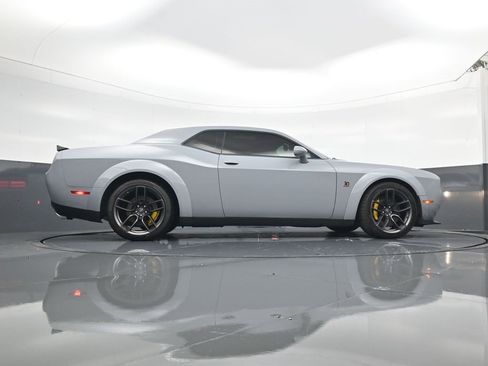 Used 2021 Dodge Challenger R/T Scat Pack image 27