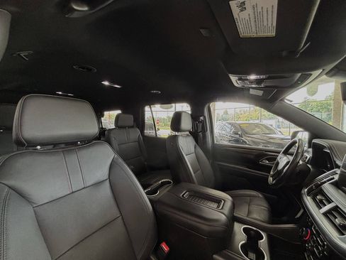 Used 2022 Chevrolet Tahoe RST w/ Luxury Package AWD/4WD image 40