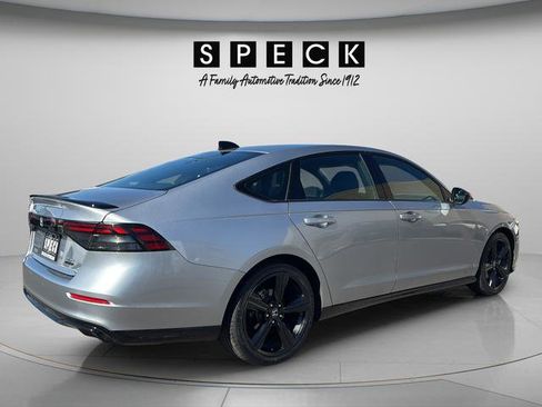 Used 2023 Honda Accord Sport image 5
