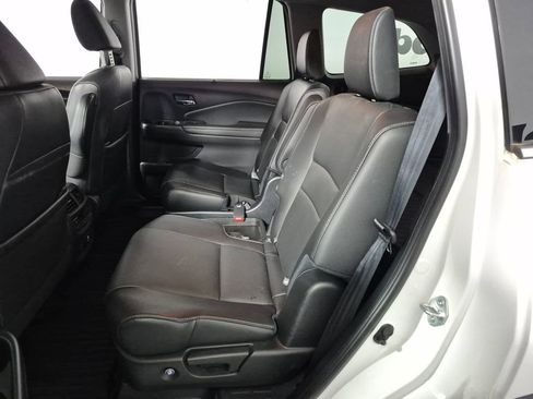 Used 2021 Honda Pilot Touring image 25