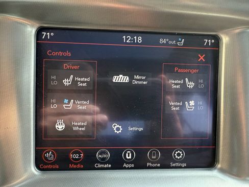 Used 2020 Dodge Charger SXT w/ Plus Group image 18