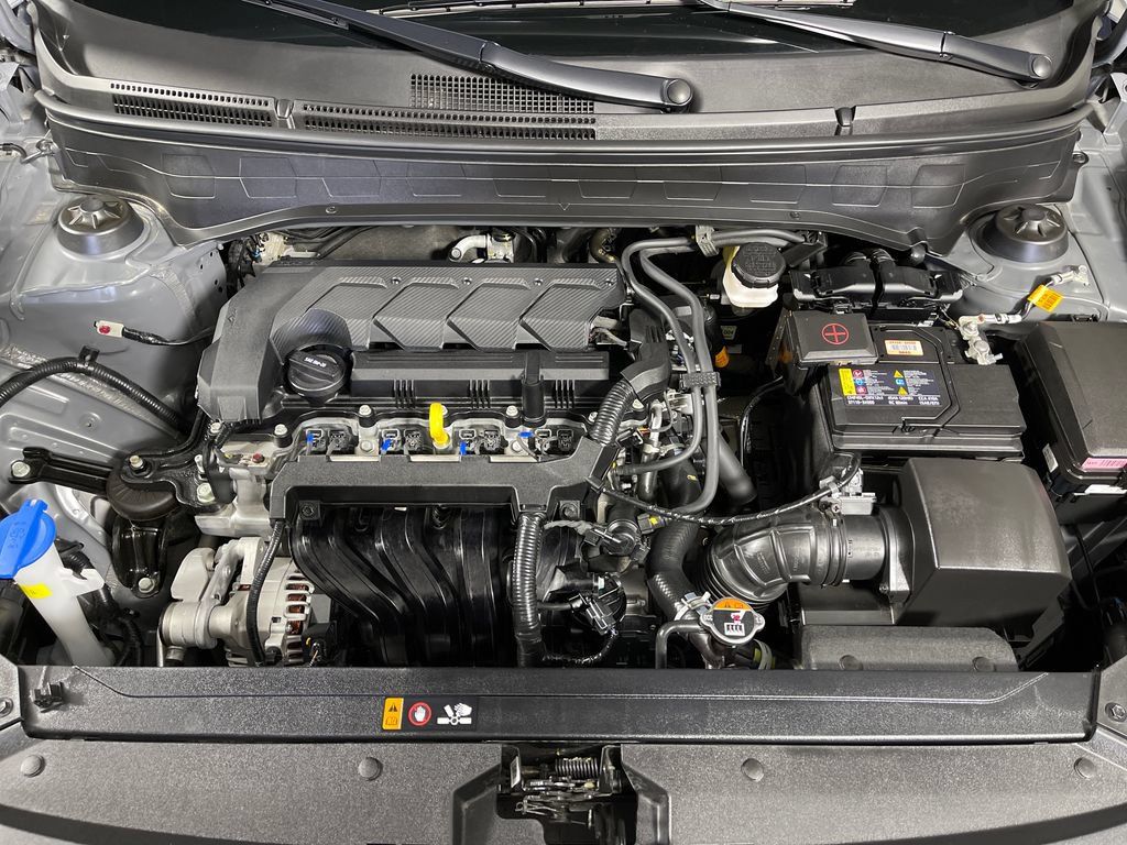 Certified 2026 Hyundai Venue SEL FWD image 10