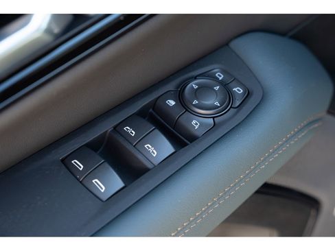 New 2026 GMC Yukon AT4 w/ AT4 Premium Plus Package AWD/4WD image 14