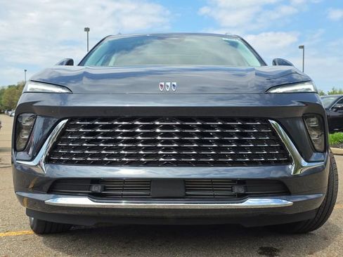 New 2026 Buick Envision Avenir image 12