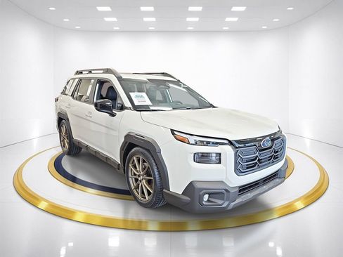 New 2026 Subaru Outback Premium w/ Premium/Limited Package AWD/4WD image 3