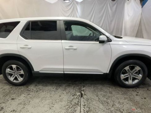 Used 2023 Honda Pilot EX-L image 4