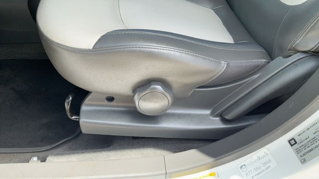 Used 2014 Chevrolet Spark LT FWD image 18