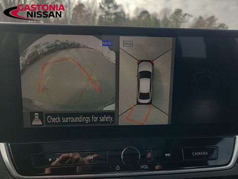 Used 2024 Nissan Altima 2.5 SL image 32