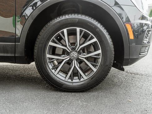 Used 2019 Volkswagen Tiguan SE image 4