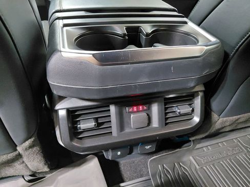 Certified 2022 Ford F150 Raptor w/ Equipment Group 801A High AWD/4WD image 44