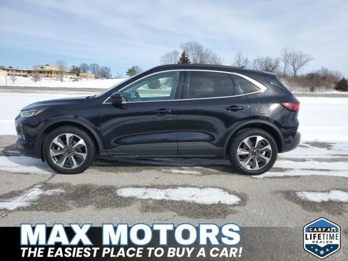 Certified 2023 Ford Escape Platinum AWD/4WD image 13