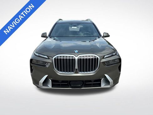 Used 2026 BMW X7 xDrive40i AWD/4WD image 9