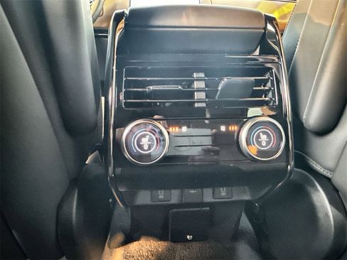 New 2026 Land Rover Range Rover Sport Dynamic SE image 16