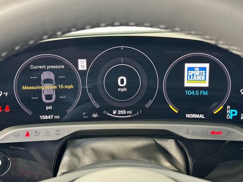 Certified 2023 Porsche Taycan RWD image 29