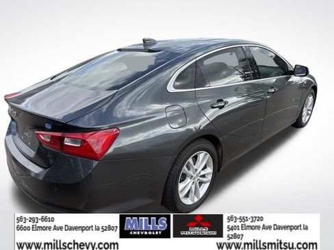 Used 2017 Chevrolet Malibu Hybrid w/ Leather Package FWD image 3