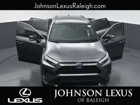 Used 2022 Toyota RAV4 XSE AWD/4WD image 33