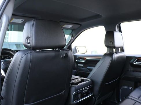Used 2023 GMC Sierra 1500 Denali AWD/4WD image 17