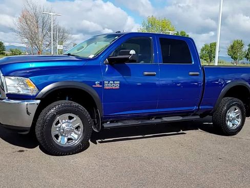 Used 2017 RAM 2500 Tradesman w/ Chrome Appearance Group image 4