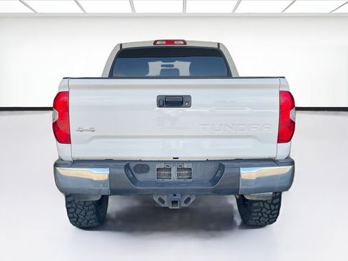 Used 2016 Toyota Tundra SR5 AWD/4WD image 5
