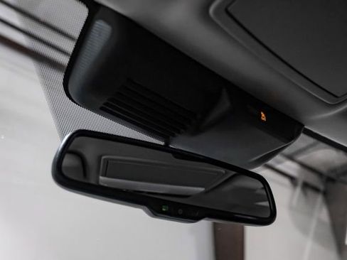 Used 2024 Mitsubishi Outlander SE image 35